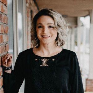 Meet your Posher, Beth